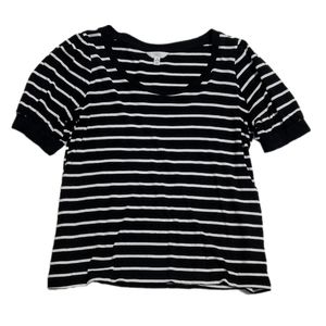 Time & Tru Black & White Striped Puff Sleeve Top